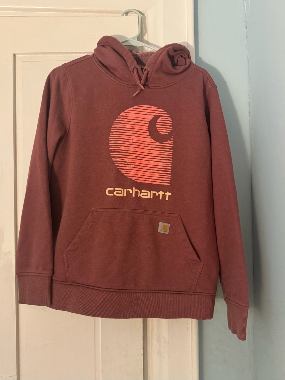 Carhartt Men's Maroon Pullover Hoodie with Graphic Logo